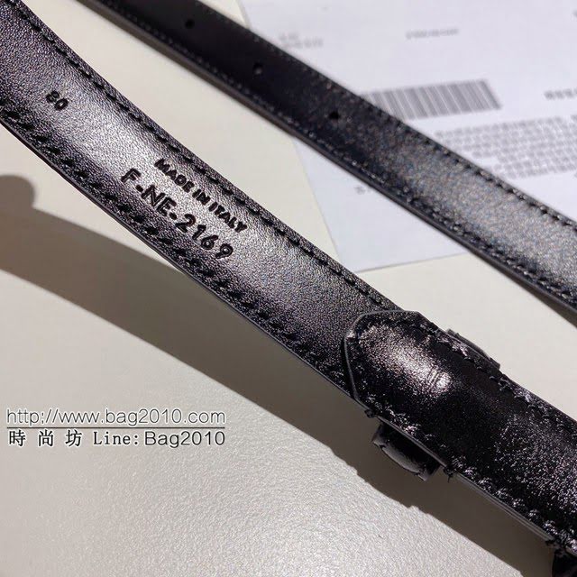 CELINE女士皮帶 賽琳圓形搭扣小牛皮腰帶 2020春夏新款  jjp1076